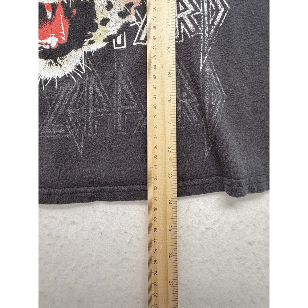 Def Leppard Graphic Band 100% Cotton T-Shirt Black Rock Leopard Tee M - Picture 6 of 7